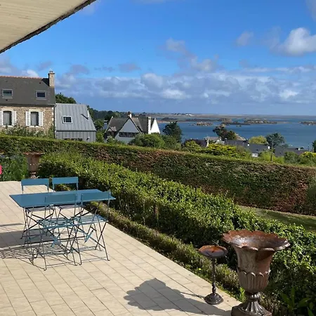 Maison Ker Titou. Ploubazlanec